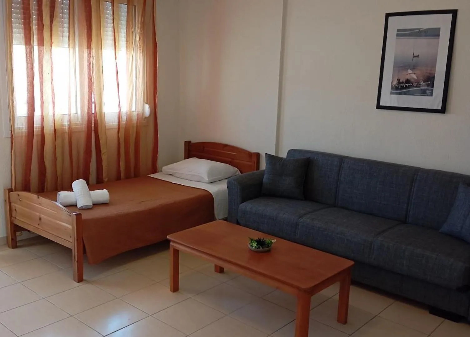 Apartments Gregory & George Hanioti Holiday home