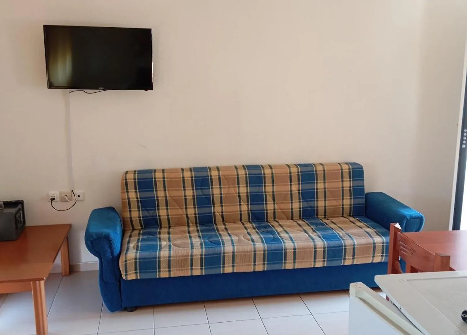 Holiday home Apartments Gregory & George Hanioti